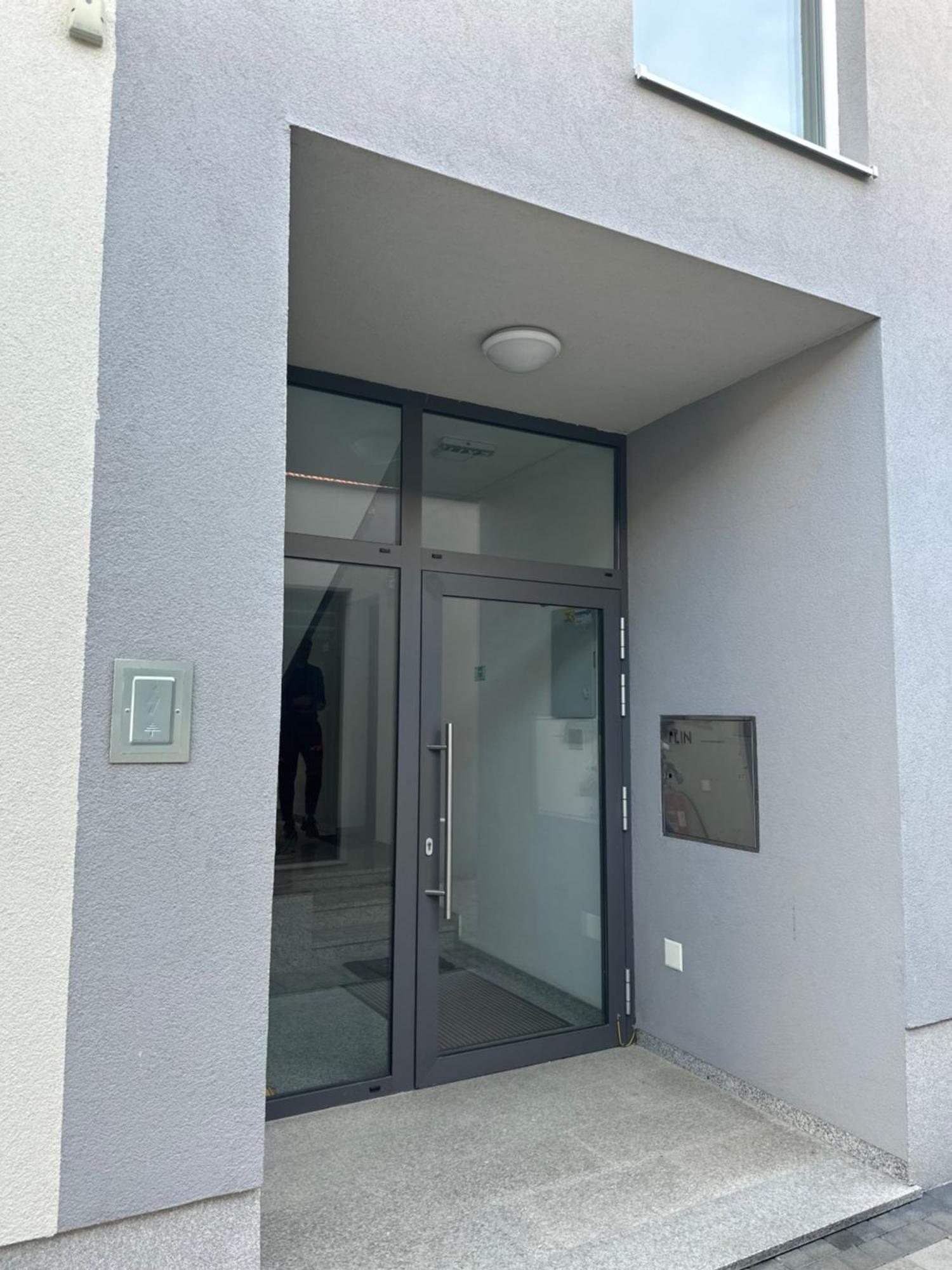 Apartman “Manhattan” Krizevci Exterior photo